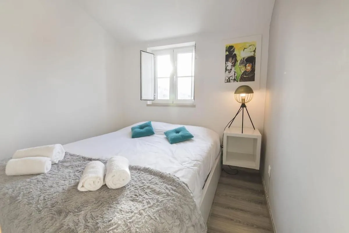The Nest At Mouraria Apartment Lisbon